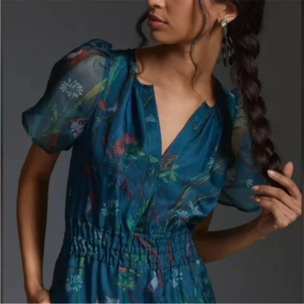 Anthropologie The Somerset Jumpsuit Silk
Edition in Iris Blue Size XS, EUC